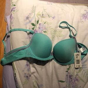 Brand new, never worn Underwire Bra